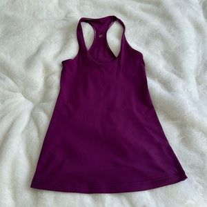 Lululemon fuschia racerback tank - size 6, excellent condition